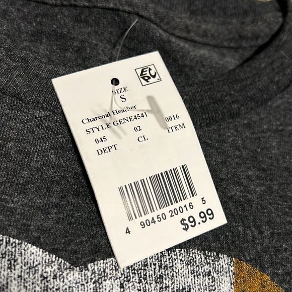 Irish T-Shirt Woman's Small 3 Leaf Clover Ireland Gray Short Sleeve NEW - Picture 5 of 6